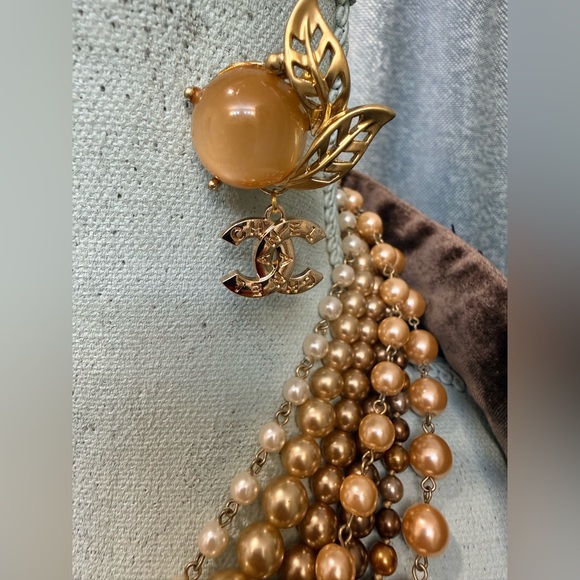 Silky Beige Button-Front Women's Shirt with Jewelry Set - Picture 8 of 14